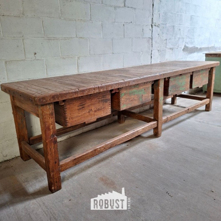 Robuuste Werktafel...