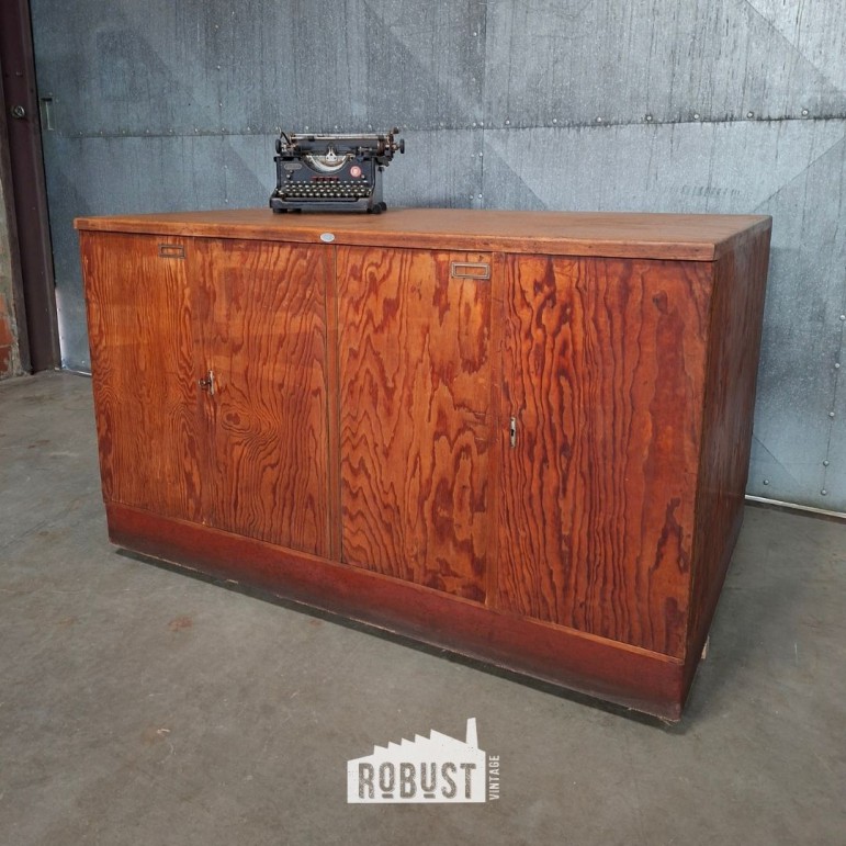 Pitch pine tekeningenkast