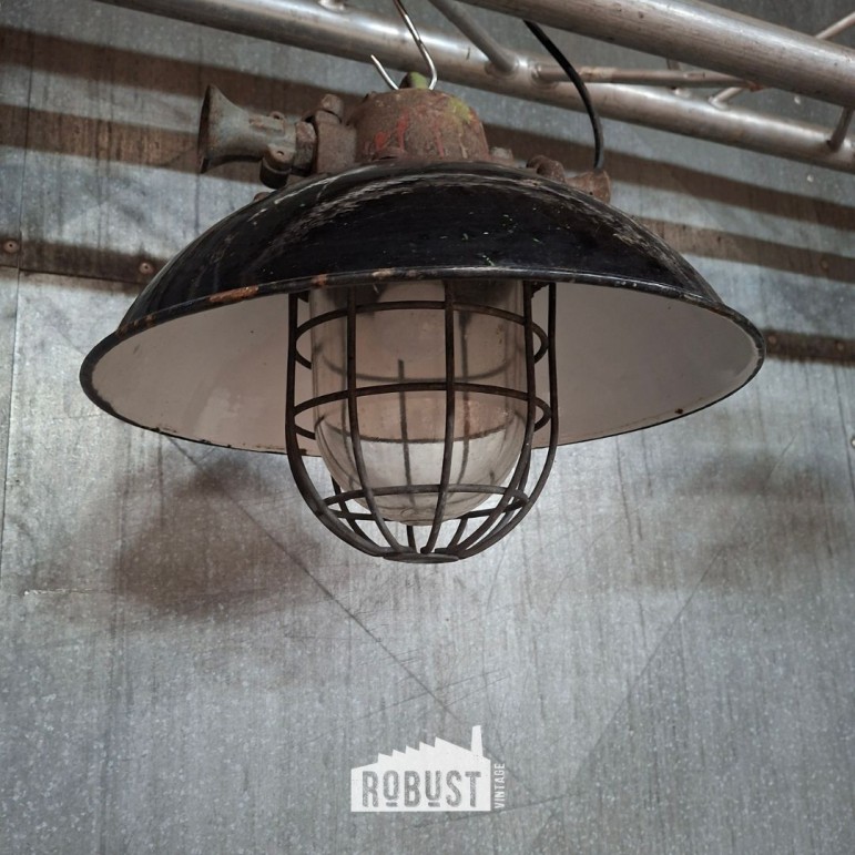 Industriële fabriekslamp...