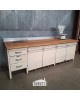 Vintage bakkerstafel met...