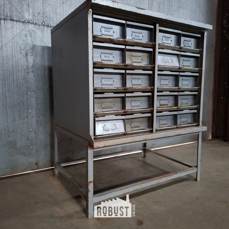 Staalmeubel metalen Fichekast