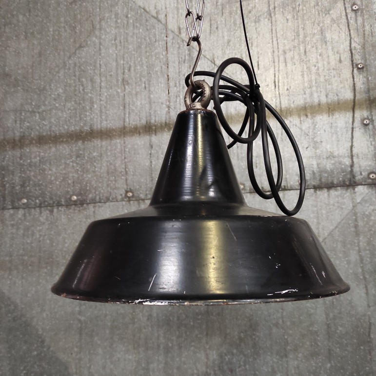 paspoort . kat Emaille Hanglamp Zwart Industrial Light Enamel Fabriekslamp Black
