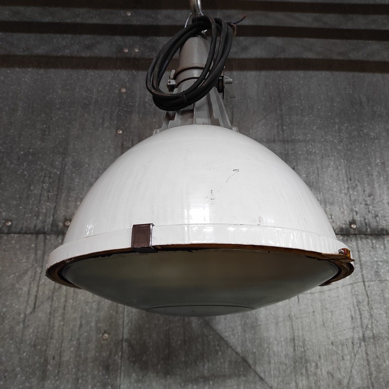 smaak vee radioactiviteit Industriële Lamp Fabriekslamp Industrieel Wit Matglas