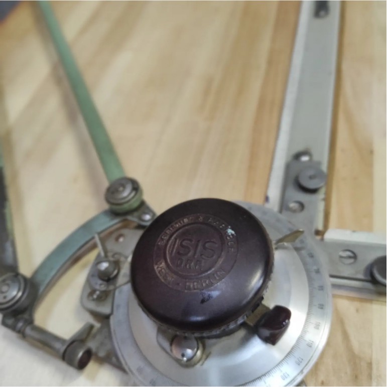 243 Tekentafel met of zonder machine